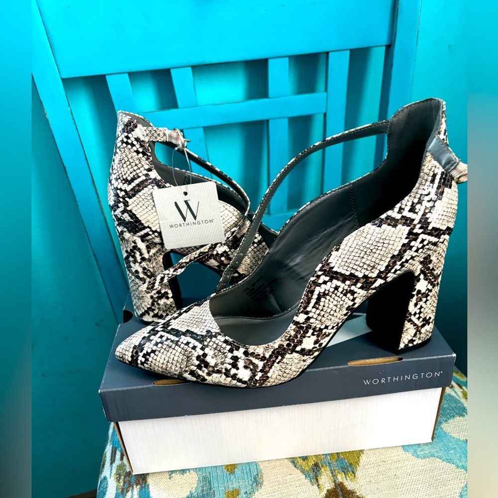 Worthington size 11 heels brand new